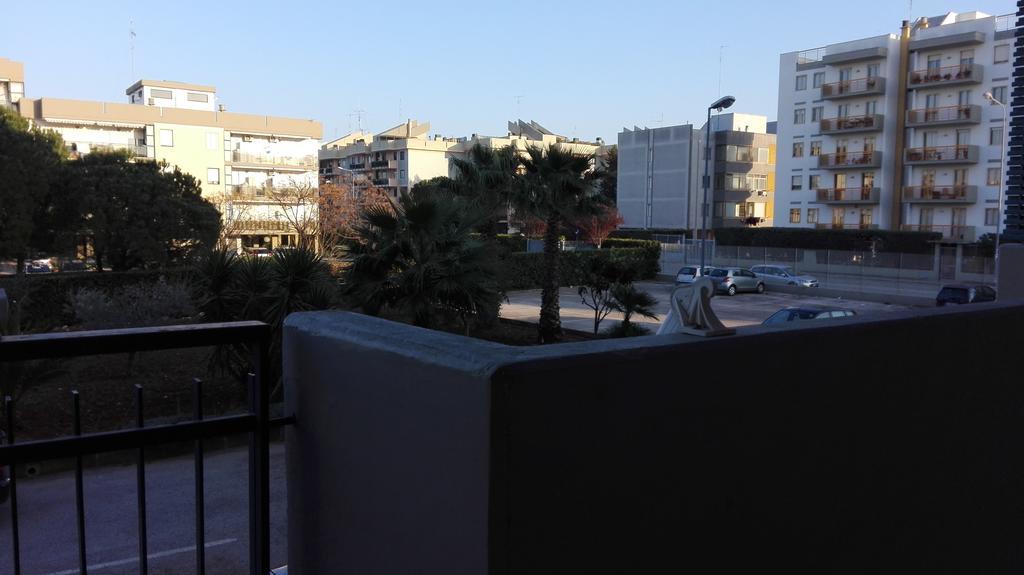Casa Menhir Aet Apartment Bari Exterior photo